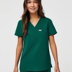 Figs Women’s Hunter Green Catarina One-Pocket Scrub Top